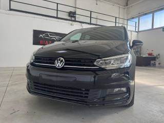 VOLKSWAGEN Touran usata, con Autoradio