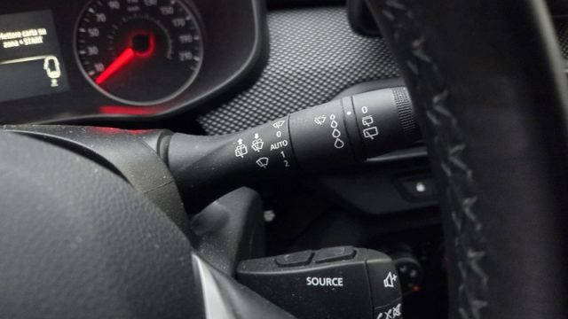 DACIA Sandero usata, con Fari LED