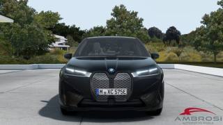 BMW iX usata 2