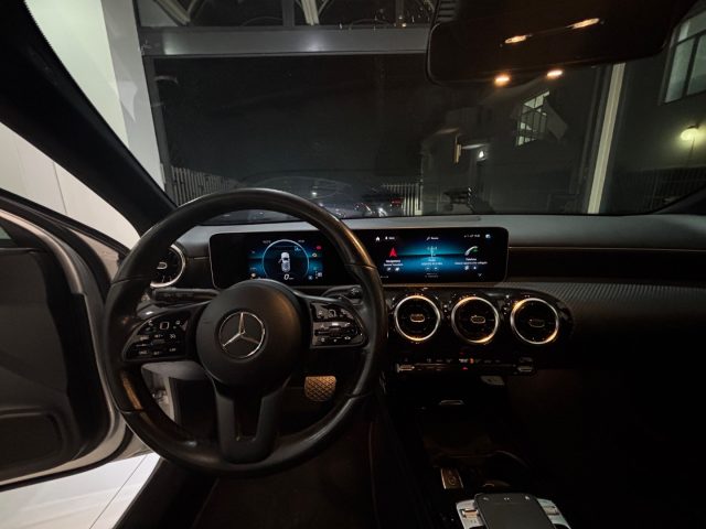 MERCEDES-BENZ A 180 usata, con Fari LED
