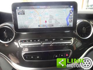 MERCEDES-BENZ V 220 usata, con Fendinebbia