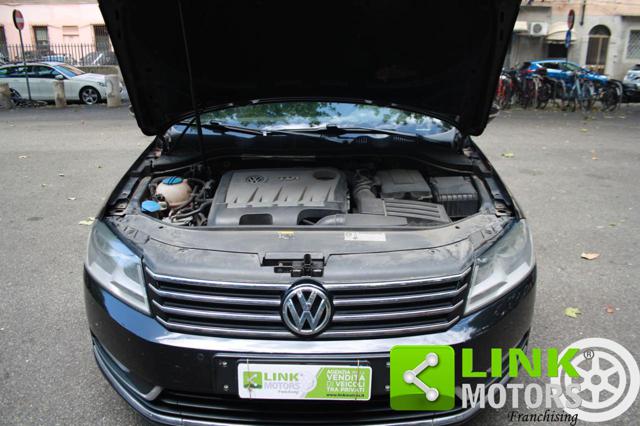 VOLKSWAGEN Passat usata, con Isofix