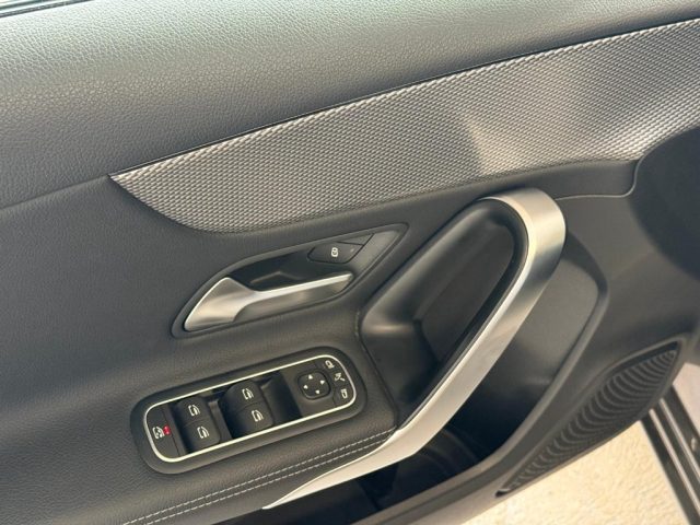 MERCEDES-BENZ A 180 usata, con Sensore di luce