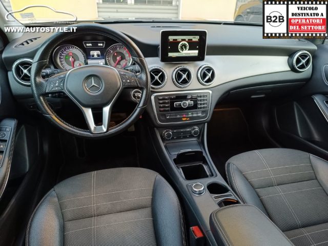 MERCEDES-BENZ GLA 220 usata, con Fari bi-xeno