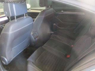 VOLKSWAGEN Passat usata, con Fendinebbia