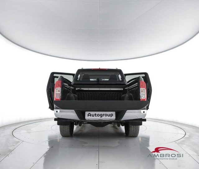 NISSAN Navara usata 6