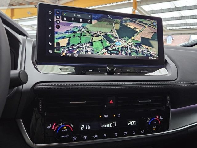 NISSAN Qashqai usata, con Controllo automatico clima