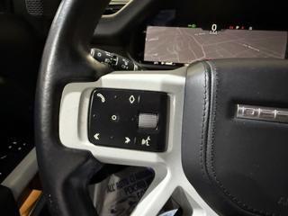 LAND ROVER Defender usata, con Park Distance Control