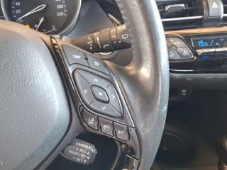 TOYOTA C-HR usata, con Telecamera per parcheggio assistito