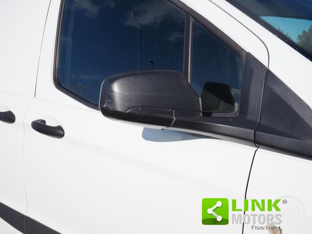 FORD Transit Courier usata 32