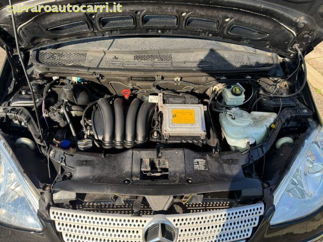 MERCEDES-BENZ A 150 usata, con Chiusura centralizzata