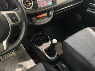 TOYOTA Yaris usata, con Controllo automatico clima