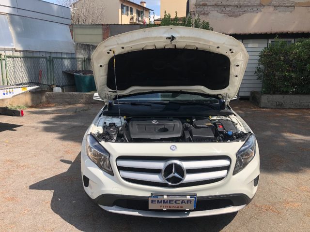 MERCEDES-BENZ GLA 180 usata 16