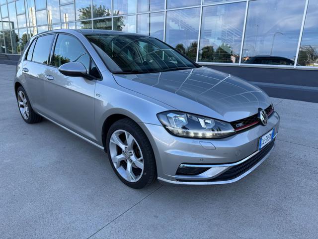 VOLKSWAGEN Golf usata, con Airbag