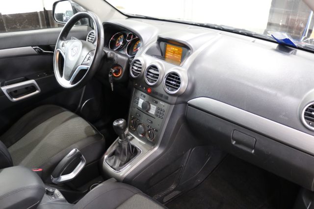 OPEL Antara usata, con Specchietti laterali elettrici