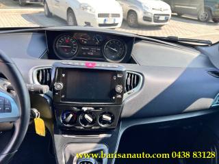 LANCIA Ypsilon usata, con Fendinebbia