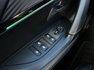 PEUGEOT 2008 usata, con Sistema di navigazione