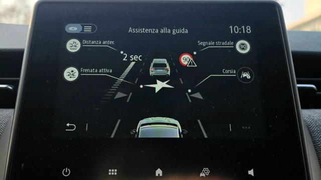 RENAULT Clio usata, con Volante in pelle