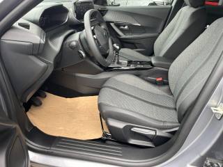 PEUGEOT 2008 usata, con Boardcomputer