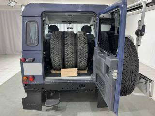 LAND ROVER Defender usata 13
