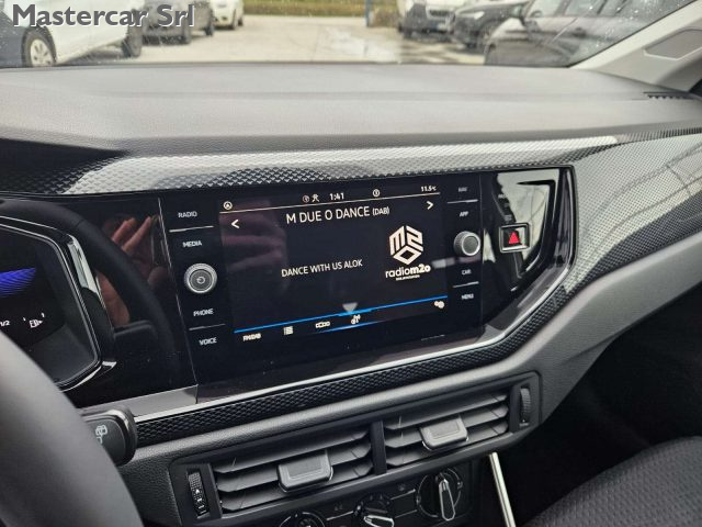 VOLKSWAGEN Taigo usata, con Autoradio digitale