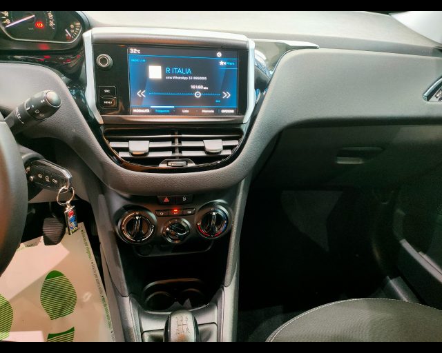 PEUGEOT 208 usata, con Cruise Control