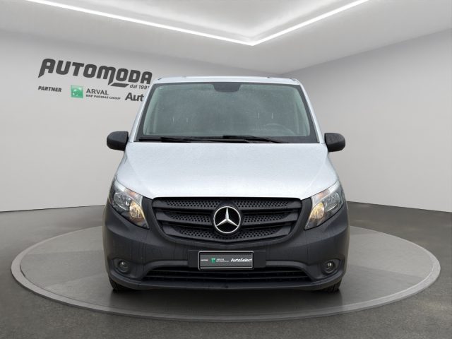 MERCEDES-BENZ Vito usata, con Airbag laterali
