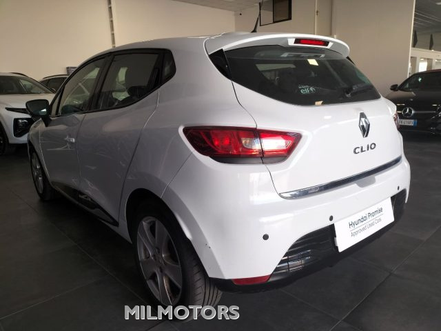 RENAULT Clio usata, con Controllo trazione