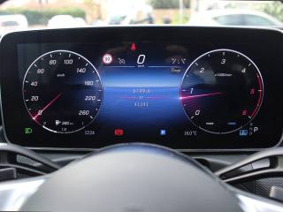MERCEDES-BENZ C 200 usata, con Sedile posteriore sdoppiato