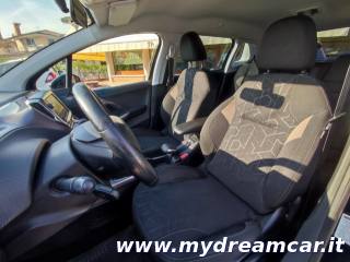 PEUGEOT 2008 usata, con Cruise Control