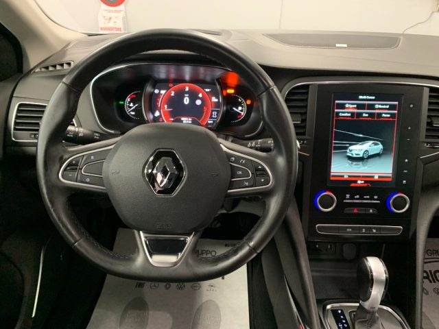 RENAULT Megane usata, con Leve al volante