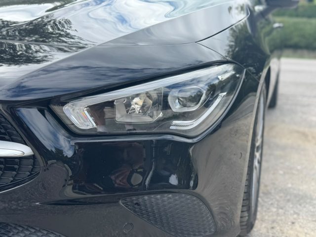 MERCEDES-BENZ CLA 200 usata, con Alzacristalli elettrici