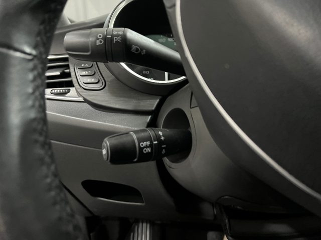 ALFA ROMEO Giulietta usata, con Autoradio