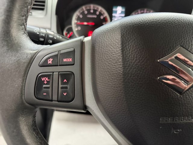 SUZUKI Swift usata, con Sensori di parcheggio posteriori