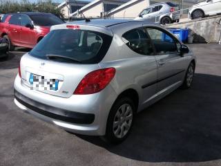 PEUGEOT 207 usata, con Alzacristalli elettrici