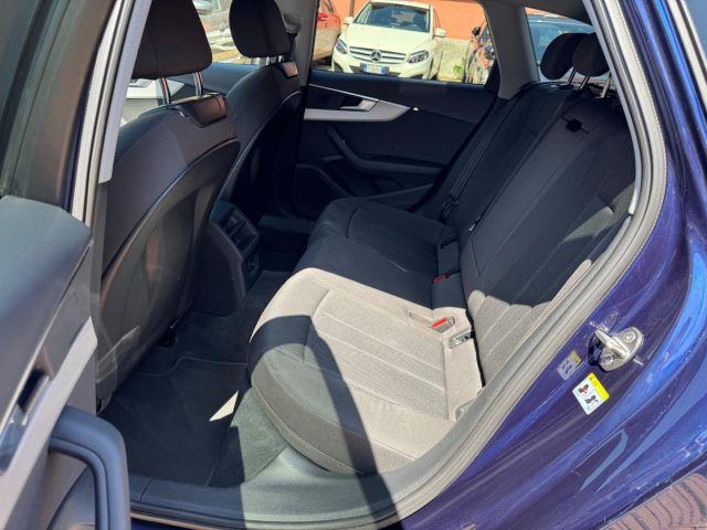 AUDI A4 usata, con USB