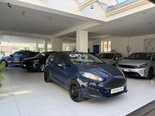 FORD Fiesta usata, con Autoradio