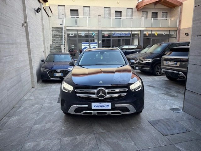 MERCEDES-BENZ GLC 300 usata, con Airbag