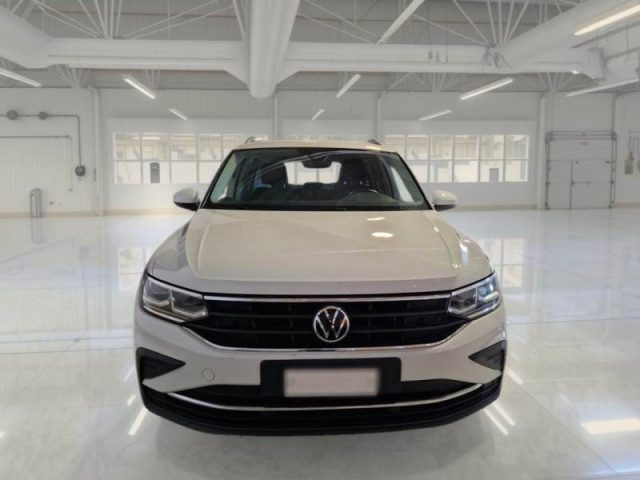 VOLKSWAGEN Tiguan usata, con Cerchi in lega