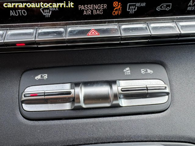 MERCEDES-BENZ V 250 usata, con Airbag testa