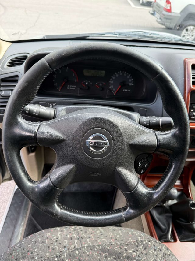 NISSAN Terrano usata 11