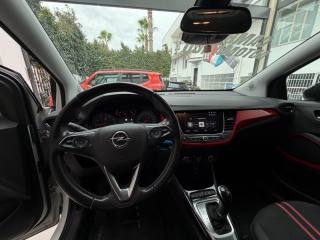 OPEL Crossland usata, con Apple CarPlay