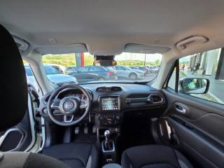 JEEP Renegade usata, con USB