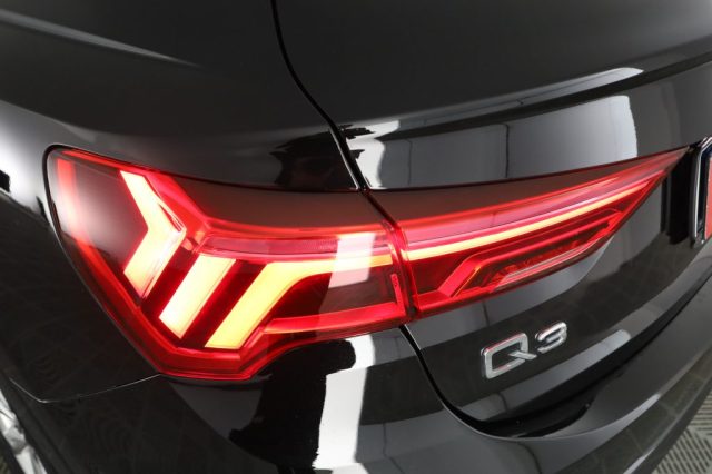 AUDI Q3 usata 9