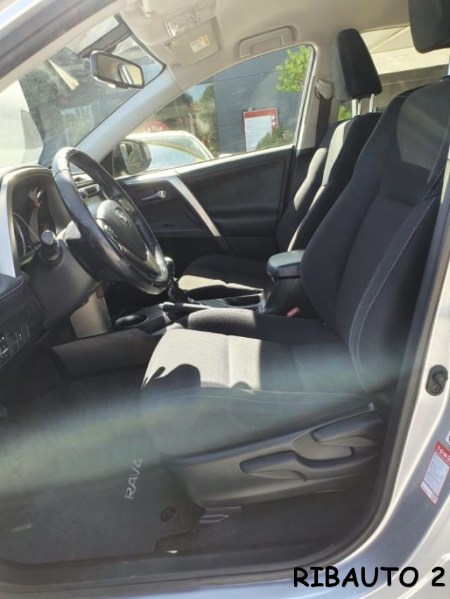 TOYOTA RAV 4 usata, con Cruise Control
