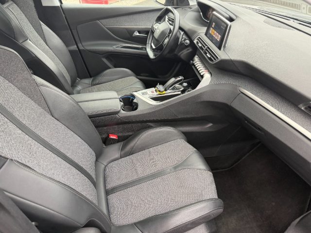 PEUGEOT 5008 usata, con Cruise Control