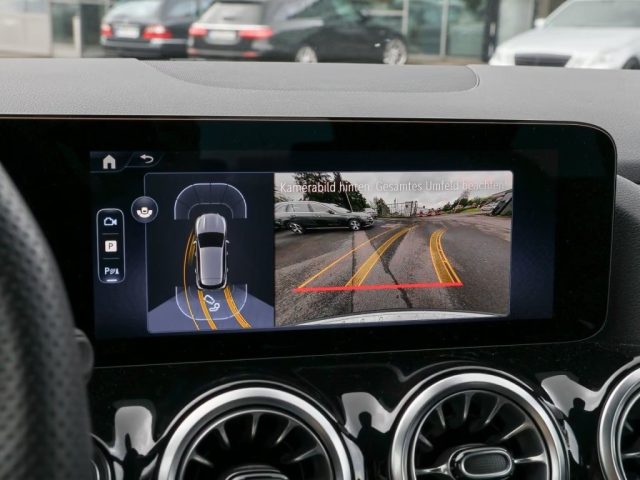 MERCEDES-BENZ GLA 180 usata, con Immobilizzatore elettronico