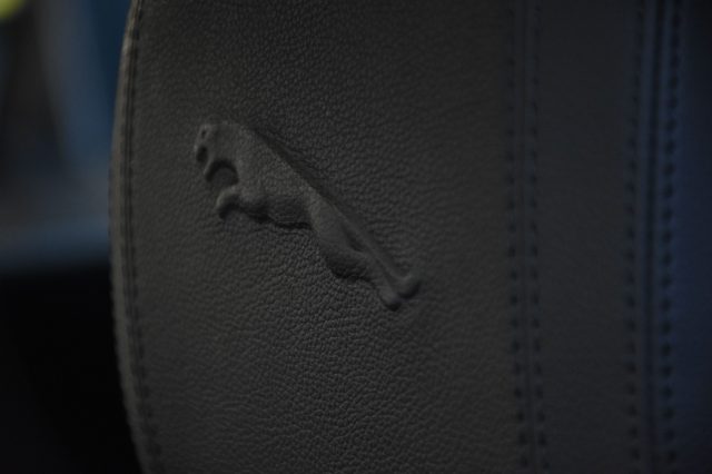 JAGUAR E-Pace usata, con Regolazione elettrica sedili