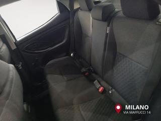 TOYOTA Yaris usata, con Sedile posteriore sdoppiato