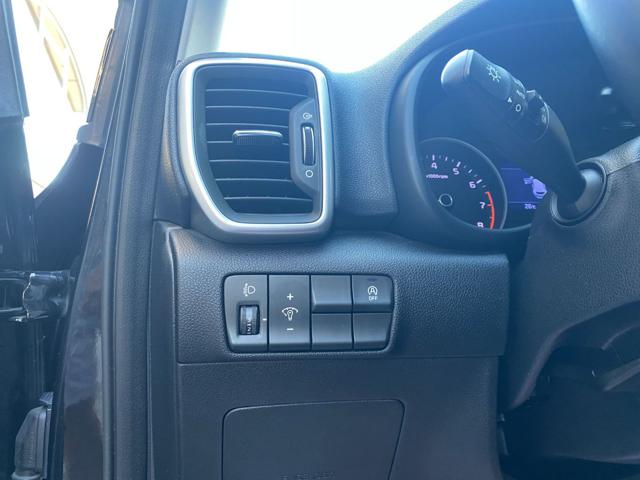 KIA Sportage usata, con Autoradio digitale
